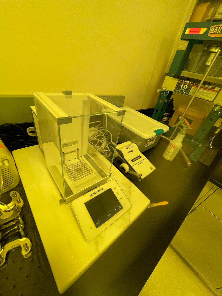 Image of Mettler Toledo XSR205DU Analytical Balance